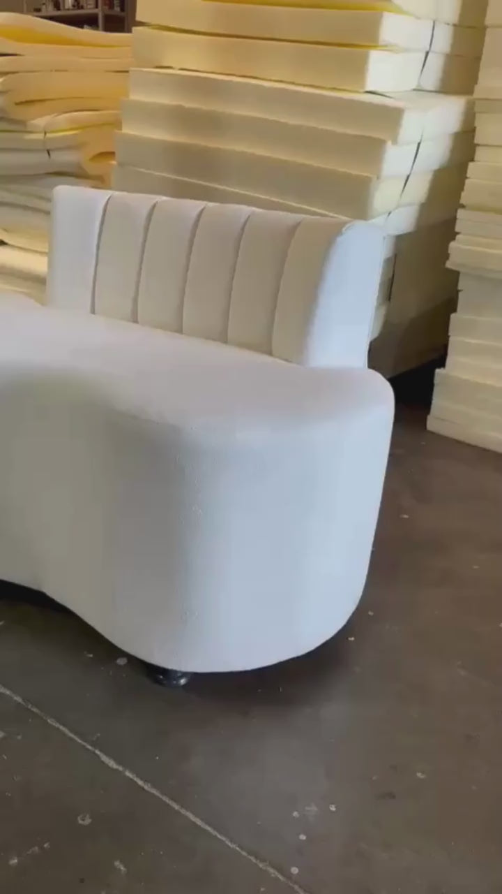 Sofá Curvo Orgânico Vitta Compacto Sala Recepção Quarto Camarim Luxory Premium